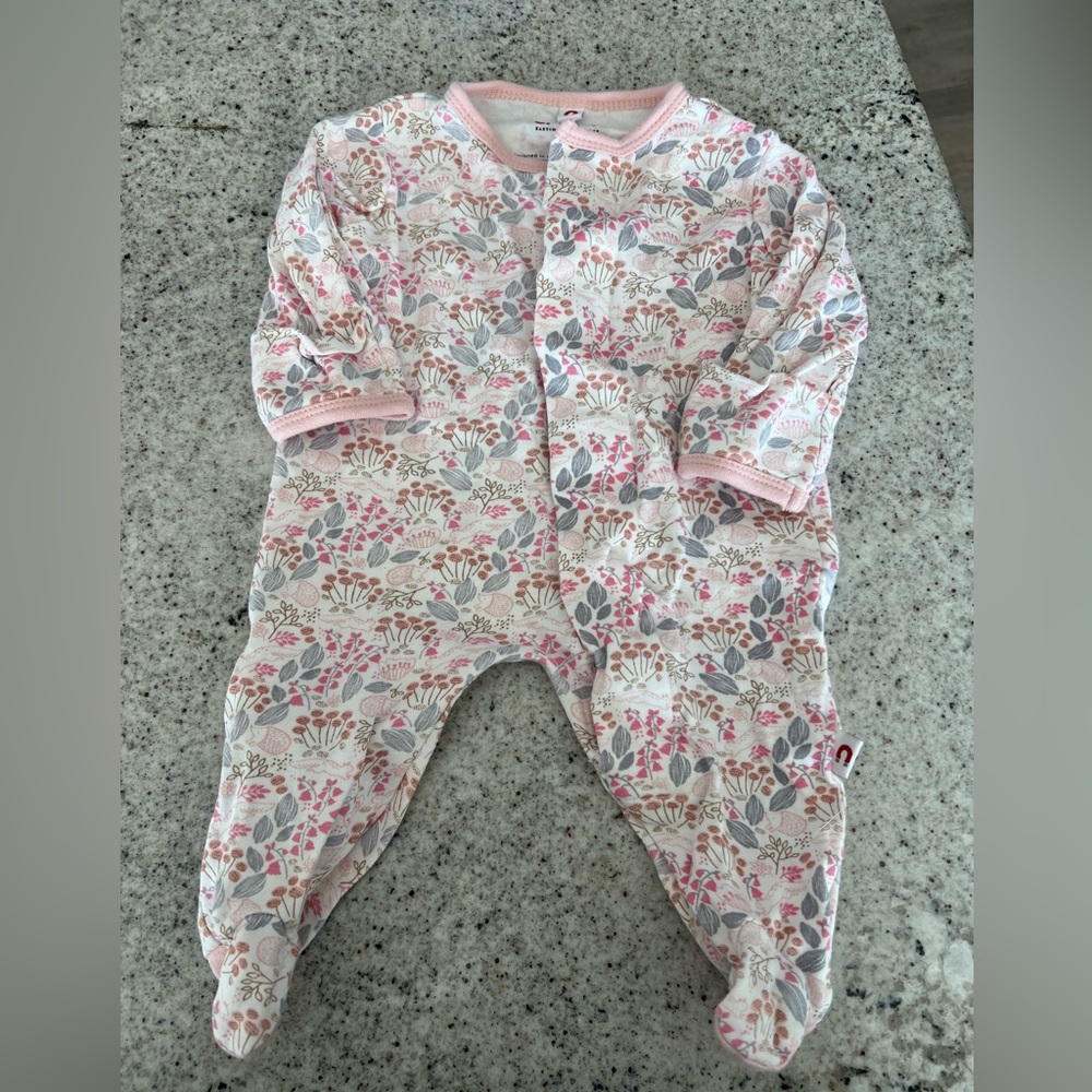 Magnetic sleeper footie outfit floral baby girl newborn cotton